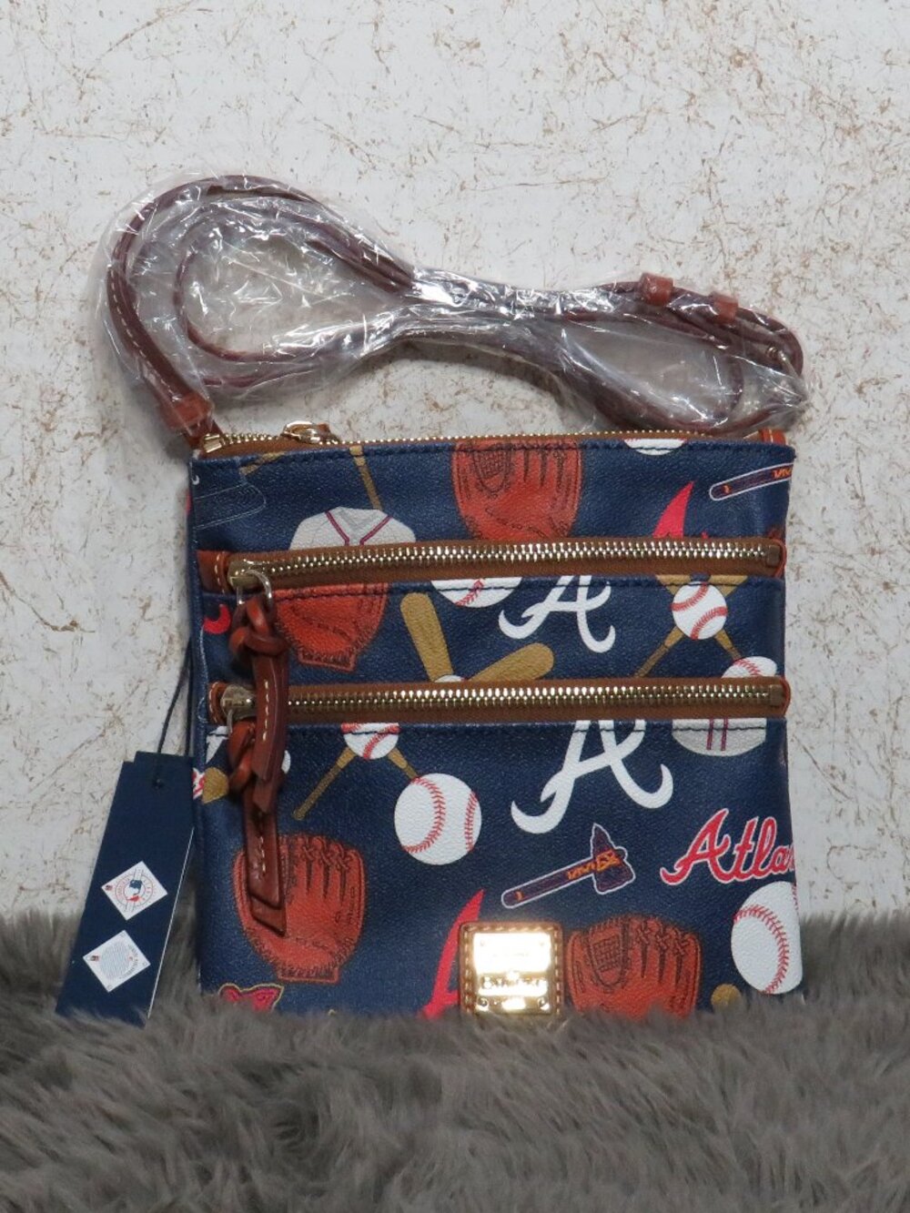 Dooney & Bourke MLB Atlanta Braves Triple Zip Crossbody (Navy)